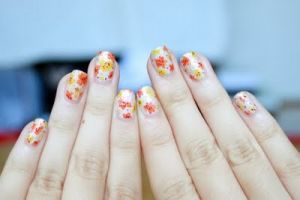 mylusciouslife.com -  floral nails.jpg